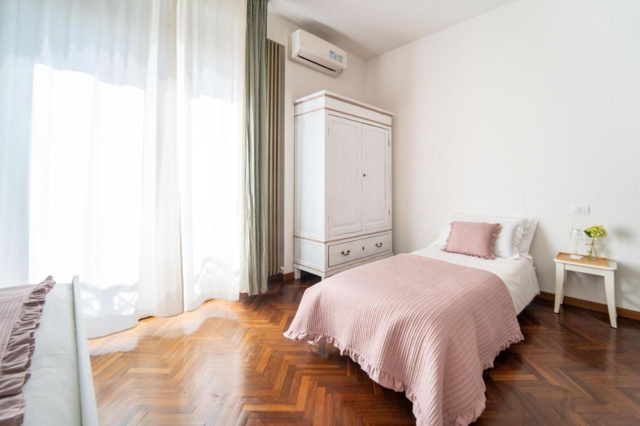 Casa Di Anna Apartment Pesaro Ngoại thất bức ảnh