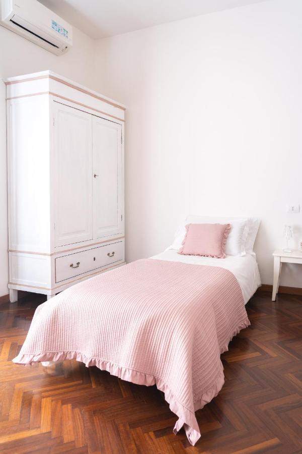 Casa Di Anna Apartment Pesaro Ngoại thất bức ảnh