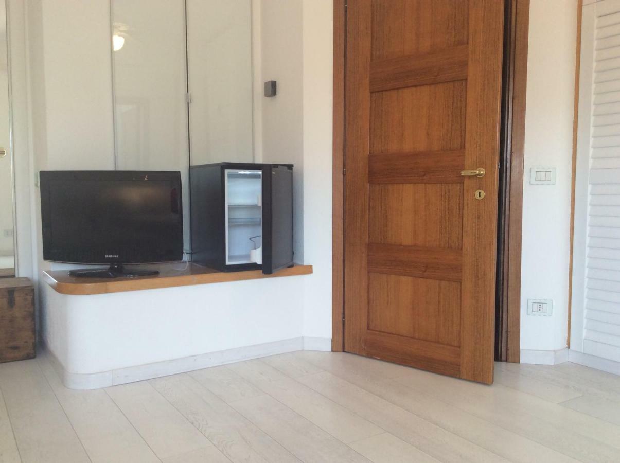 Casa Di Anna Apartment Pesaro Ngoại thất bức ảnh